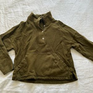 Only worn once. Brand new condition.